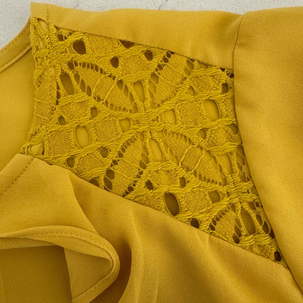Van Heusen Yellow Blouse with Lace Accents - Picture 7 of 7